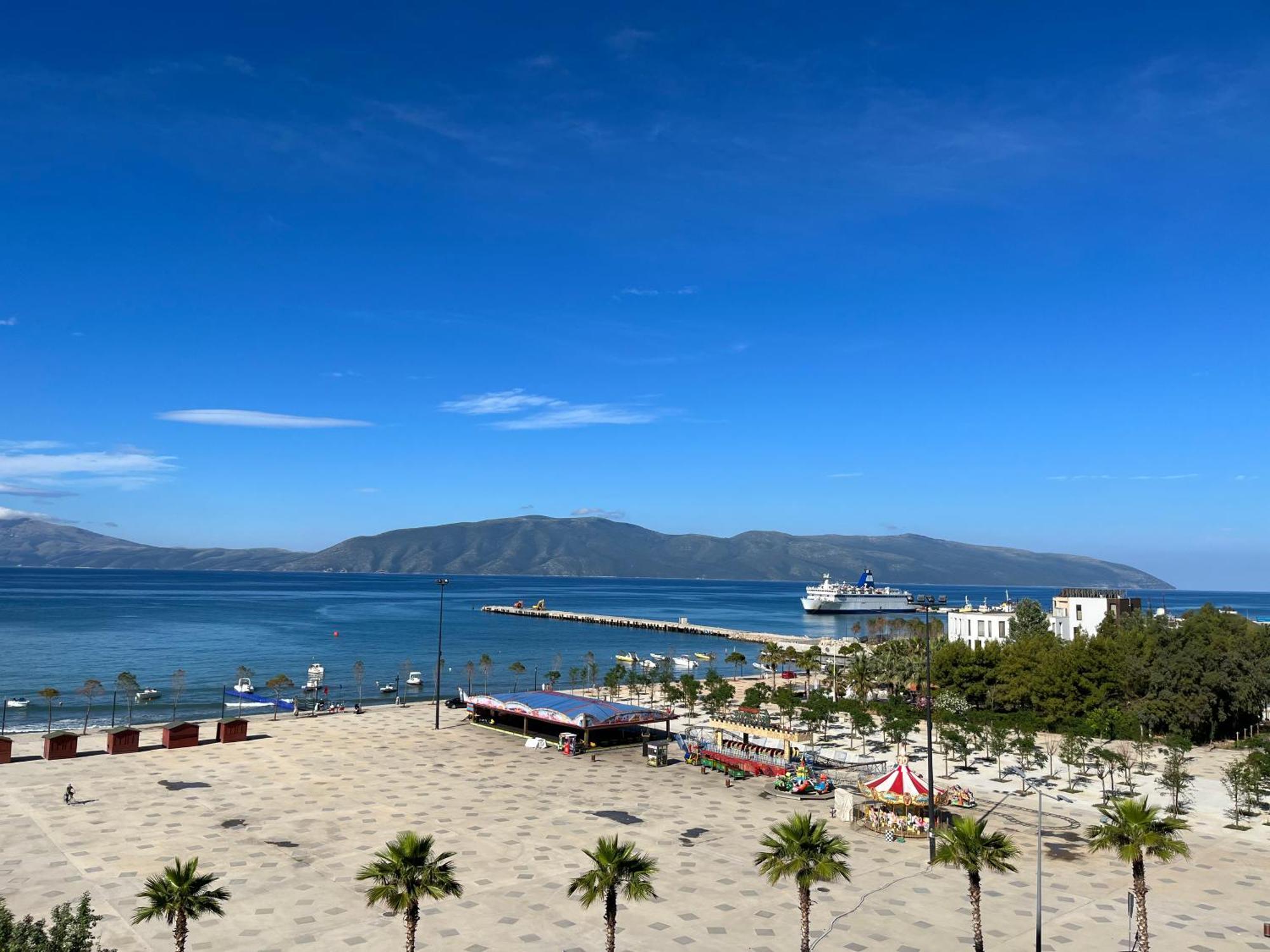 Sea View Apartment Vlore Exterior photo