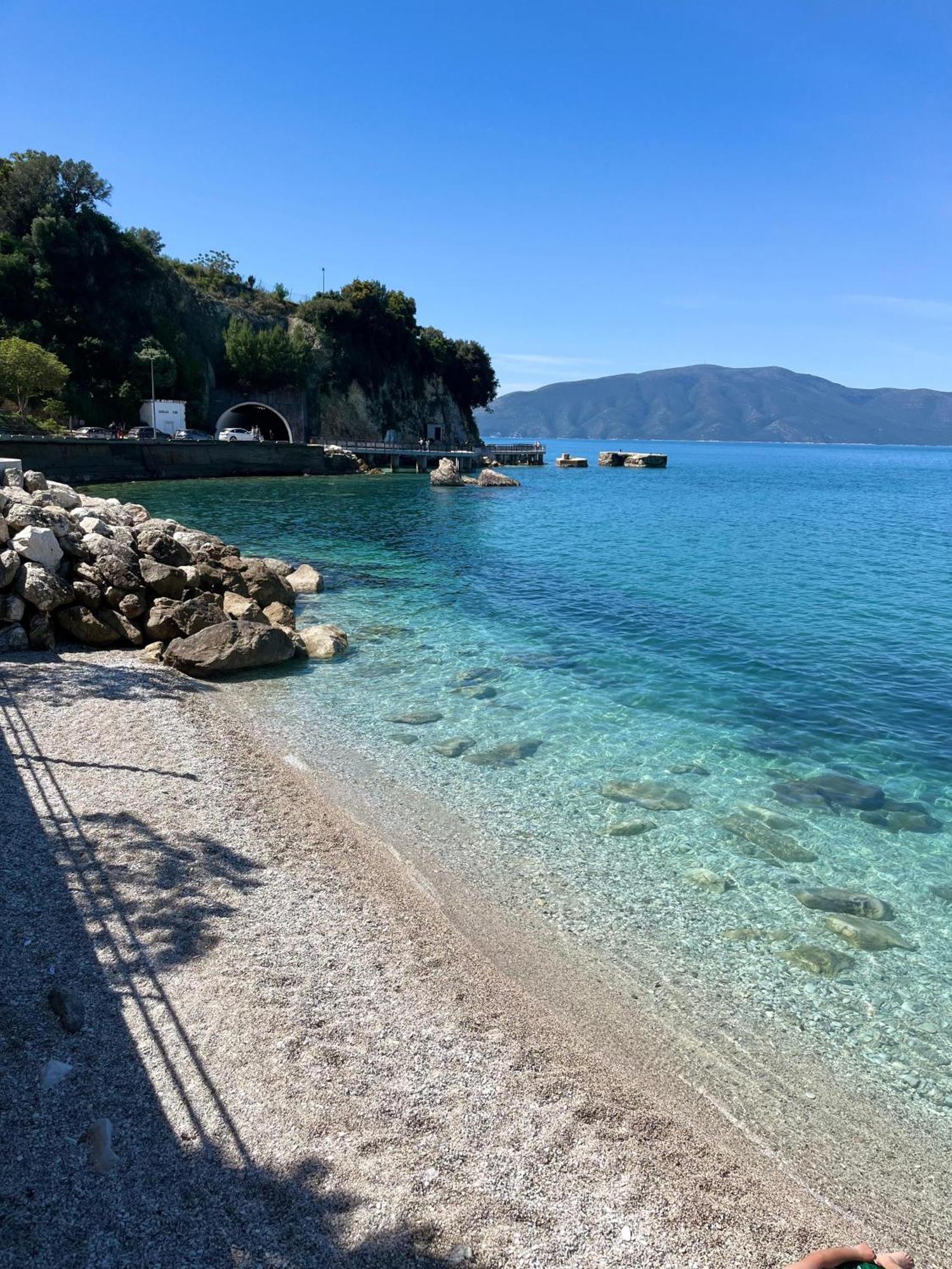 Sea View Apartment Vlore Exterior photo